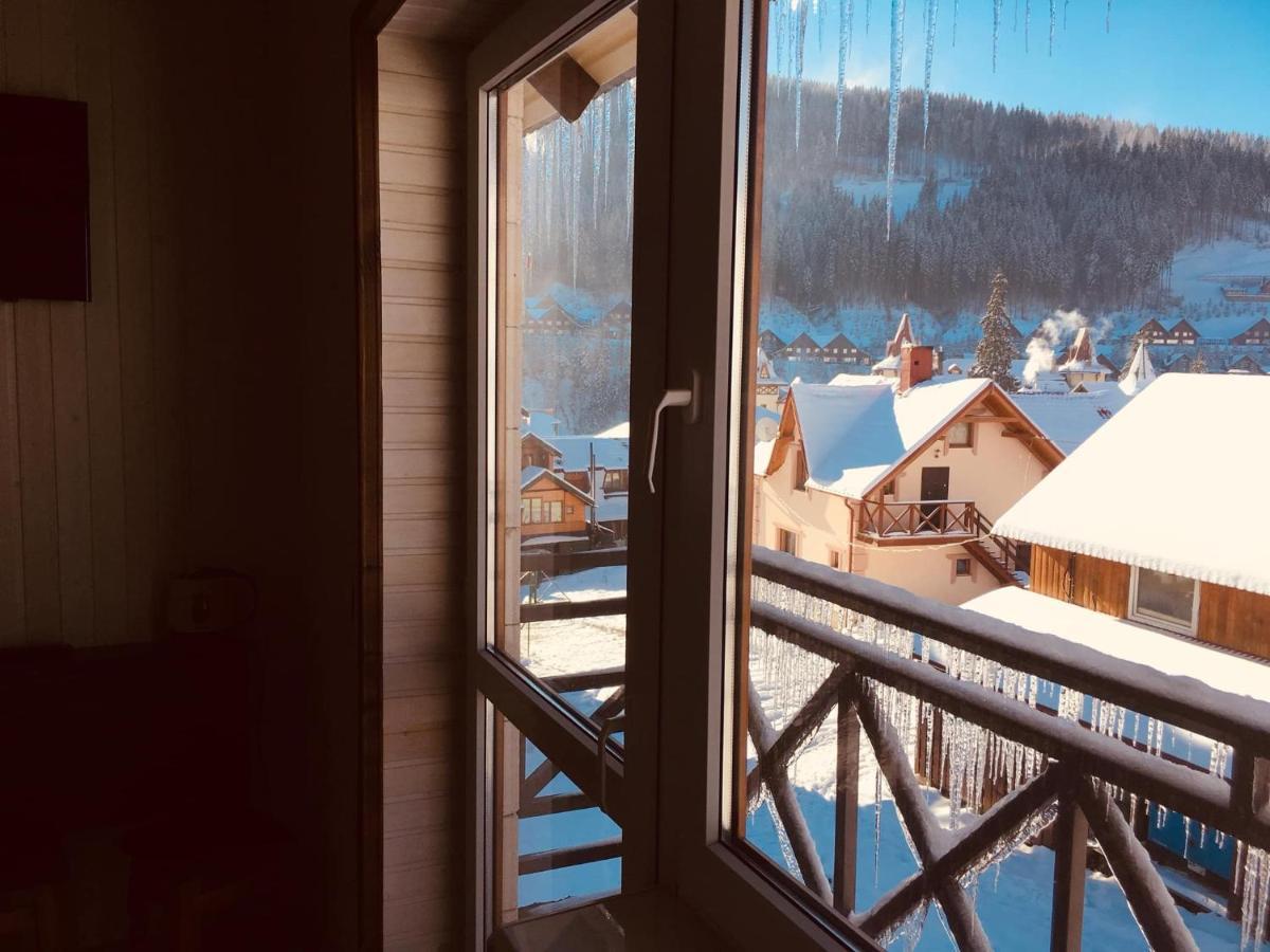 Guest House Mountain Bukovel Exterior foto