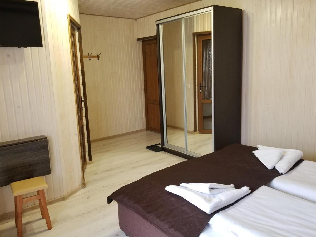 Guest House Mountain Bukovel Exterior foto