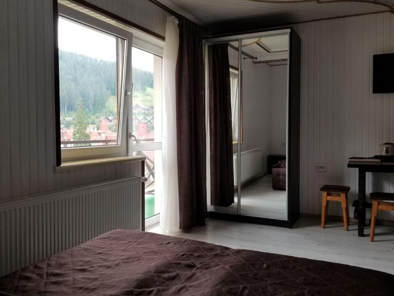 Guest House Mountain Bukovel Exterior foto